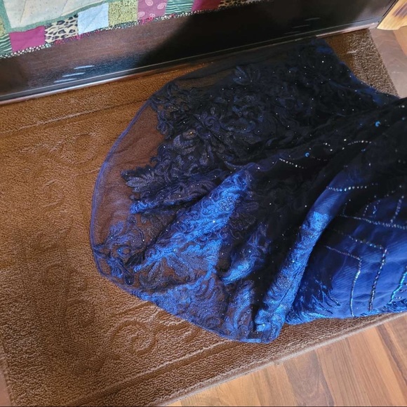 Ellie Wilde Navy Prom Dress - Picture 5 of 8